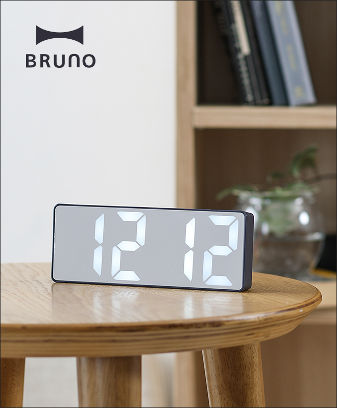 新品未使用正規品 デジタル　時計　目覚まし　置き時計